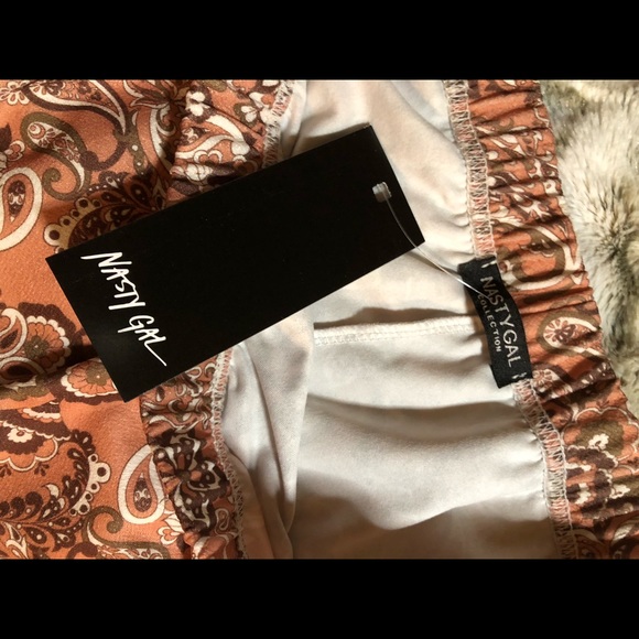 NASTY GAL PRINTED FLARE LEGGINGS - Picture 3 of 3